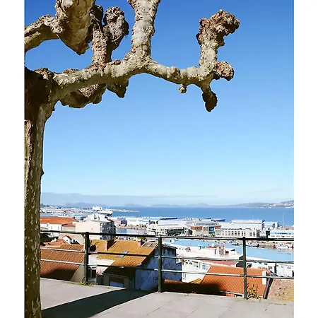 Despierta Con Vistas Unicas A La Ria De アパート